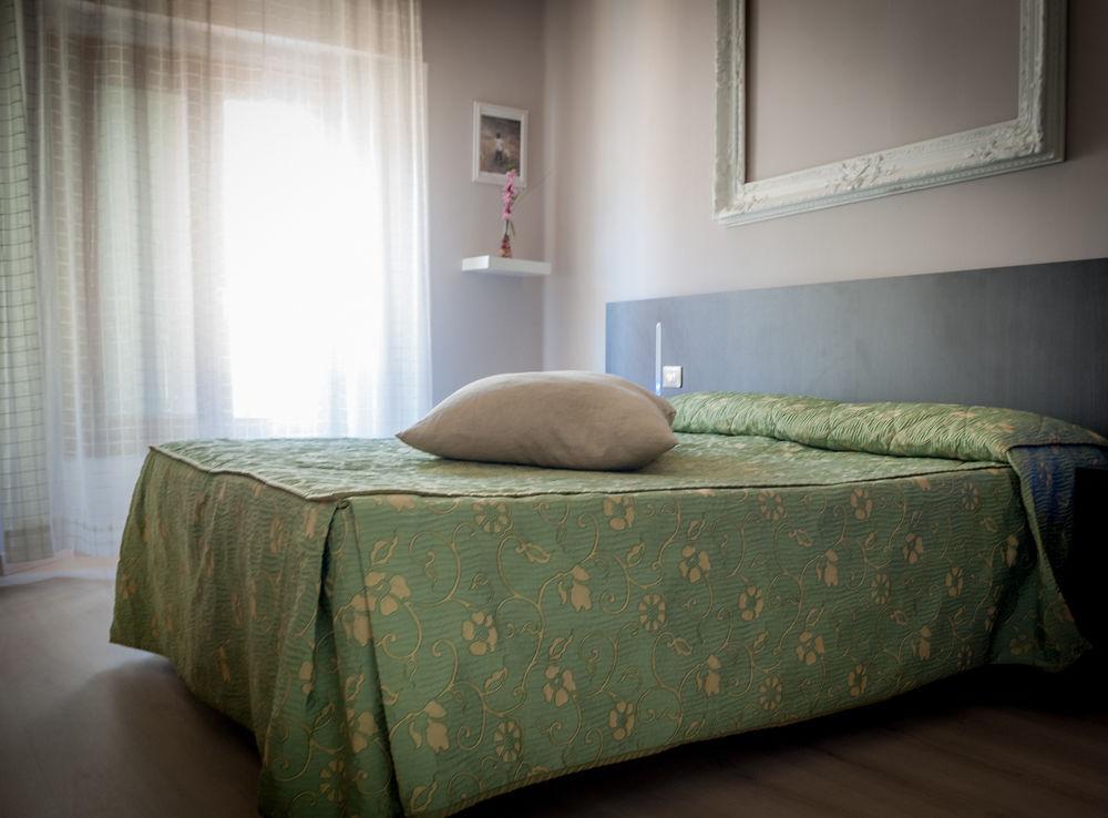 Hotel Astoria Crémone Extérieur photo