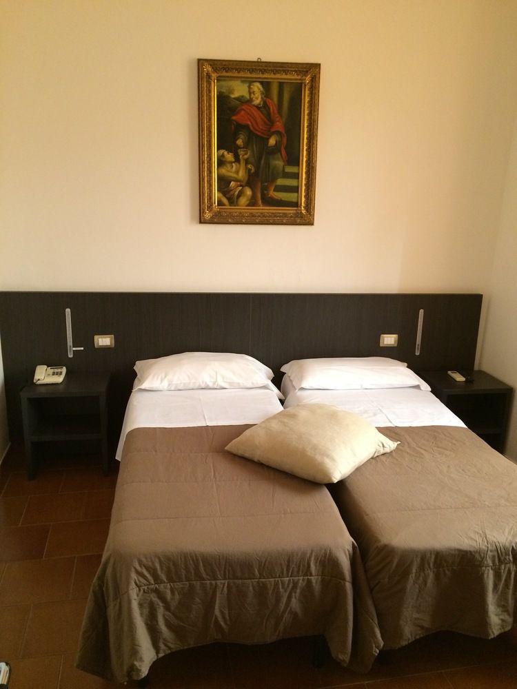 Hotel Astoria Crémone Extérieur photo